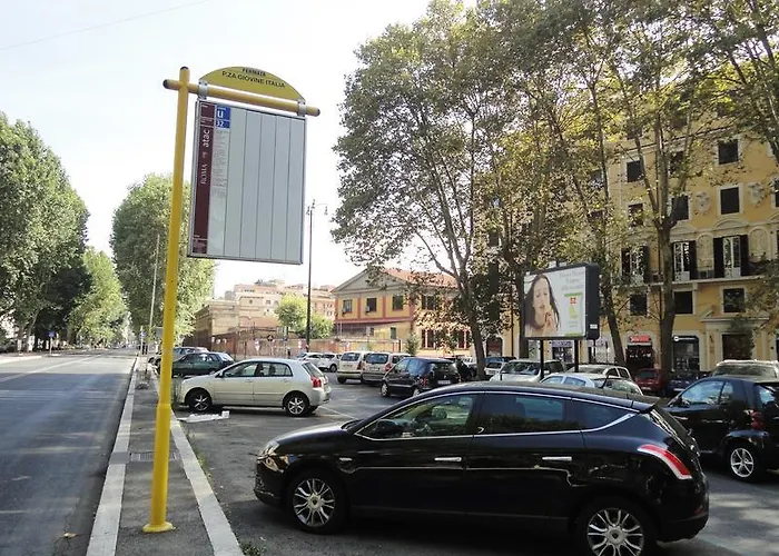 Acomodação com café da manhã  Giovine Italia Roma