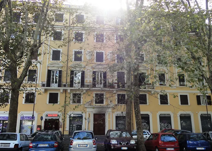 Giovine Italia Acomodação com café da manhã  3*