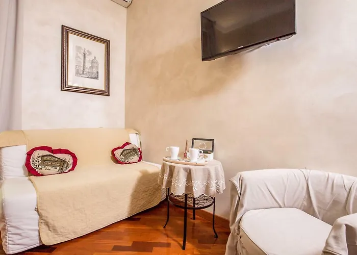Acomodação com café da manhã  Giovine Italia 3*